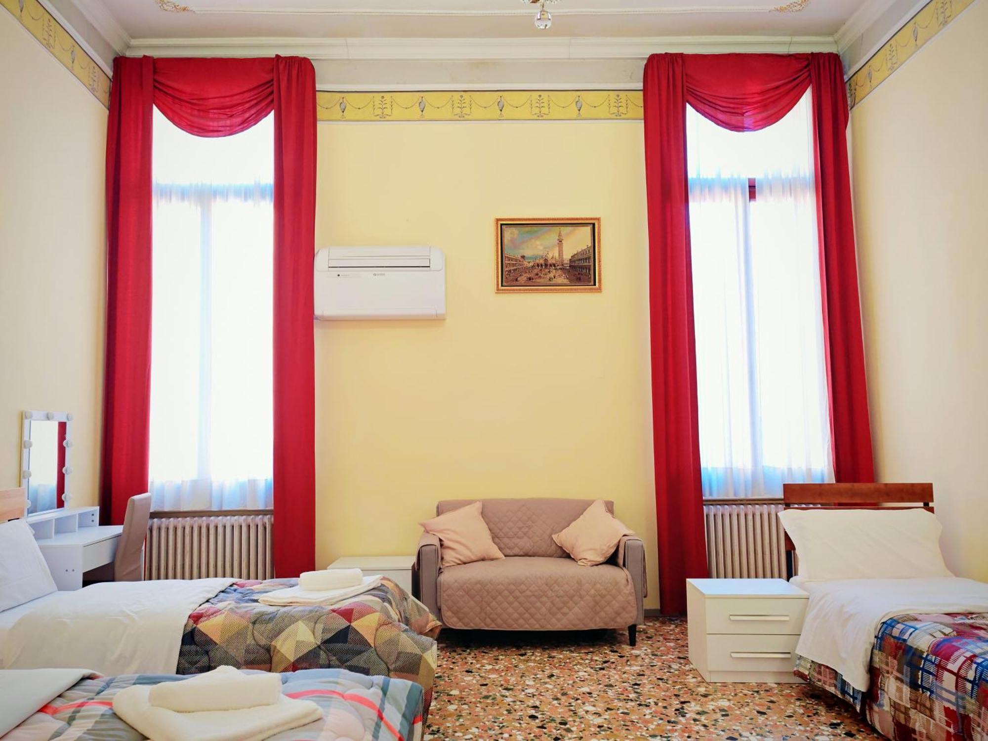 Venice Tourist House Veneza Exterior foto