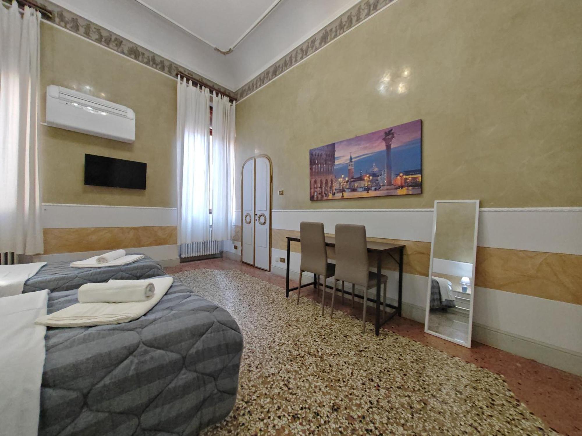 Venice Tourist House Veneza Exterior foto