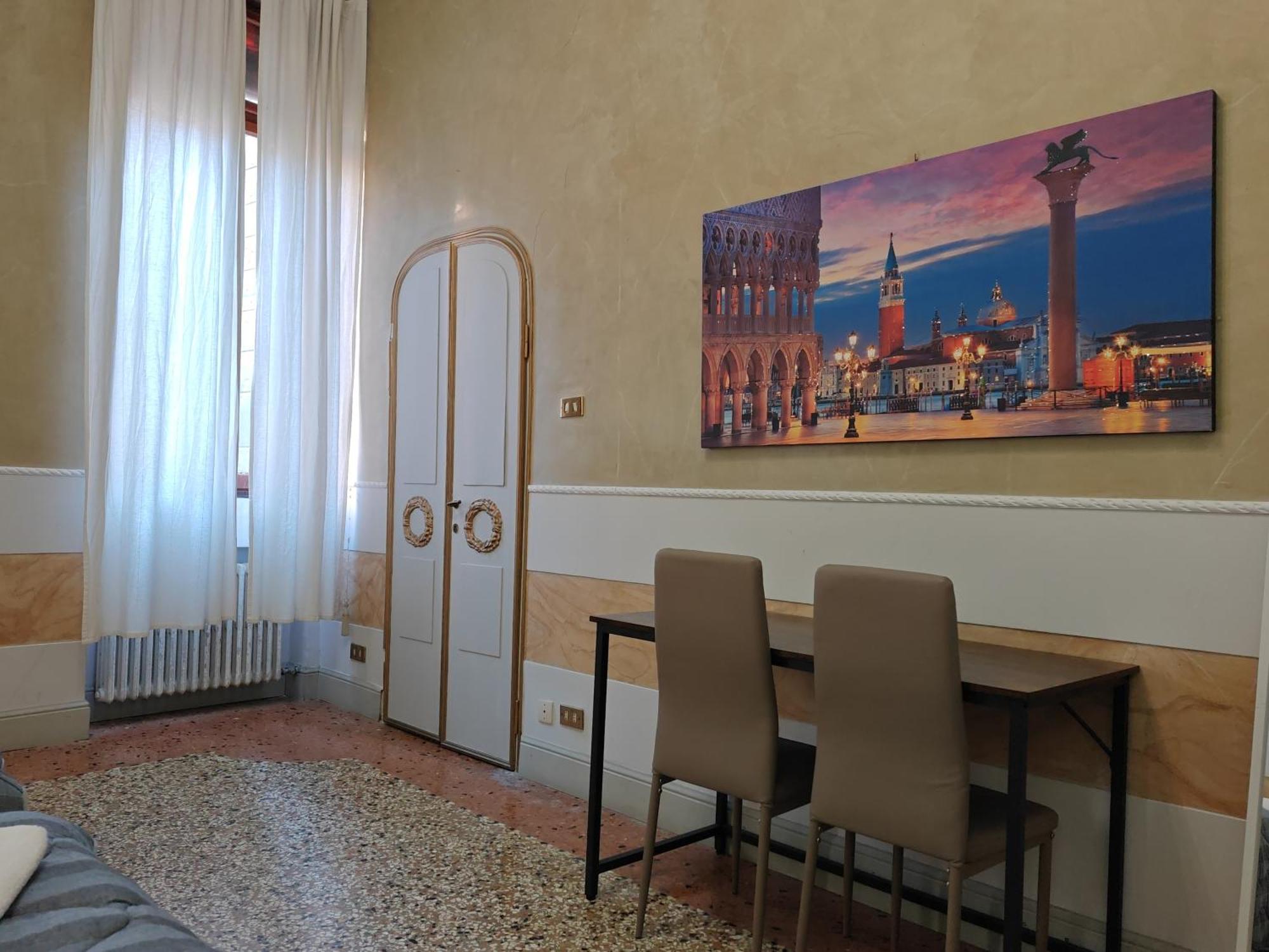 Venice Tourist House Veneza Exterior foto